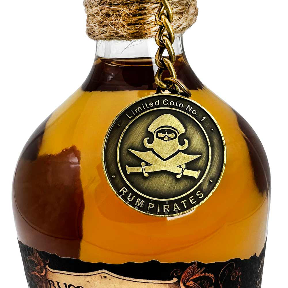  PIRATES BLACKBEARDS Spiced Rum 40% vol., 0,7l